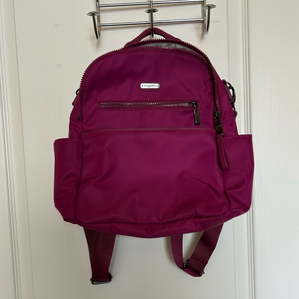Baggallini Purple Backpack Durable Nylon Practical Design